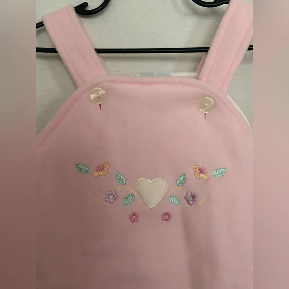 Baby Soft pink lined 0/12 Months Sack W/Embroidered flowers & heart By Baby Dove